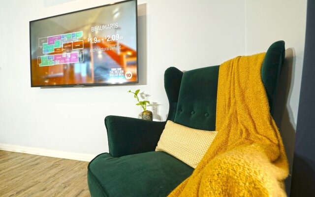Self-contained Retreat 3BR WiFi Parking