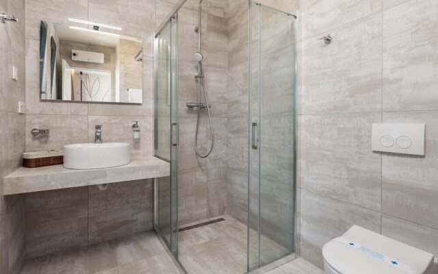 Amazing Apartment in Malinska With Wifi and 2 Bedrooms