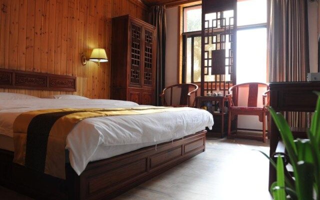 Ruili Hotel