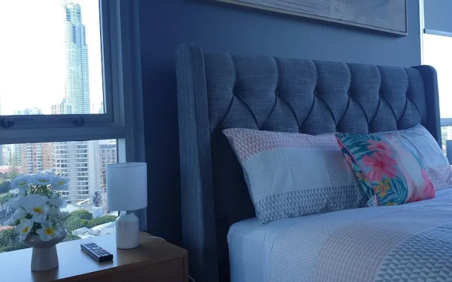 Chevron Tower3 has 2bedrooms 2beds With Car Park