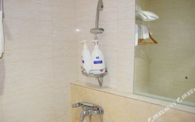 Yiyue Business Hotel