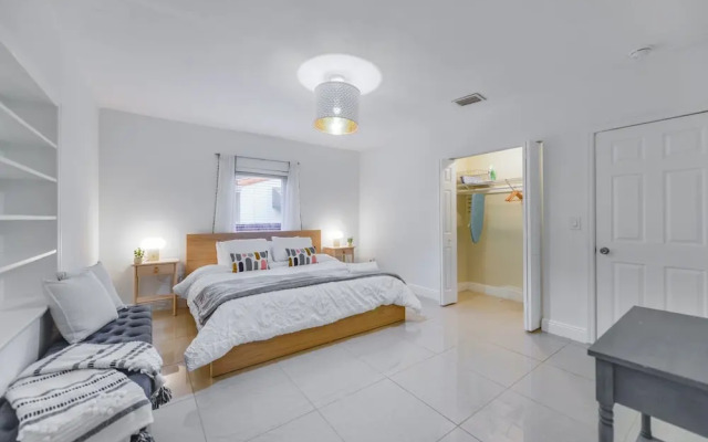 Peaceful Comfort: Comfortable Miami Home
