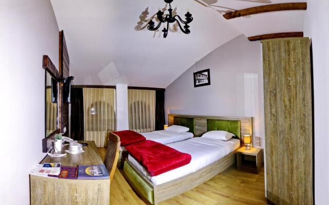 Hotel Happy