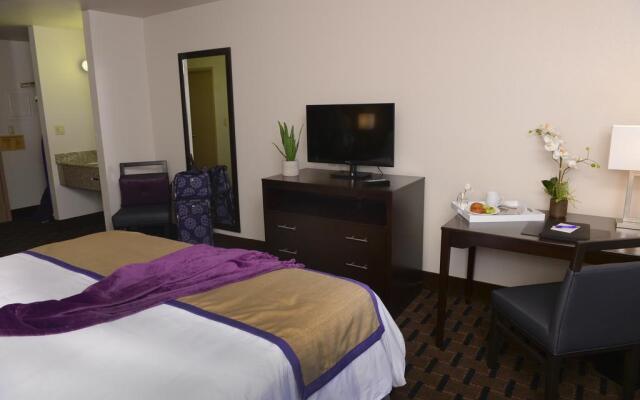 Grand Canyon University Hotel