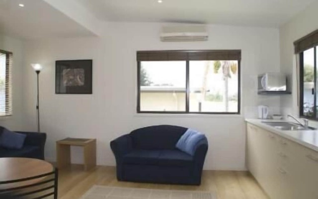 Anglesea Lodge
