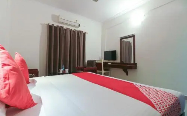 OYO 26856 Surya Residency