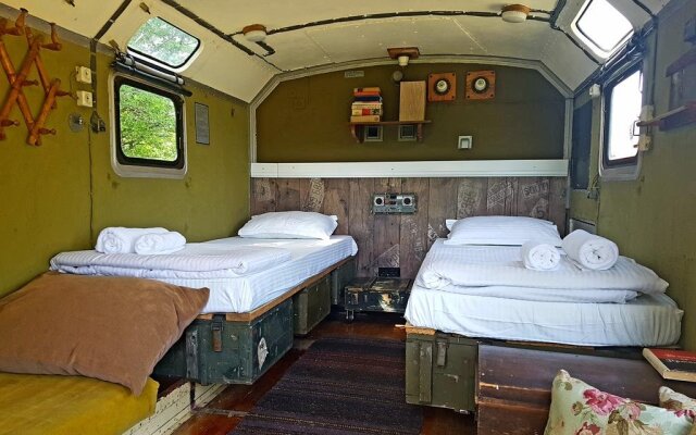 Cob camp