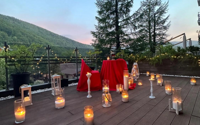 Reef Terrace Apartments