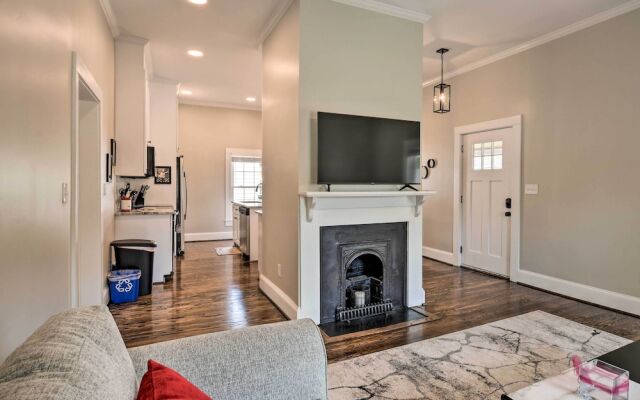 Ideally Located 'penne Place' w/ Deck & Grill