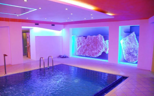 Hotel Vila Kerciku & Spa