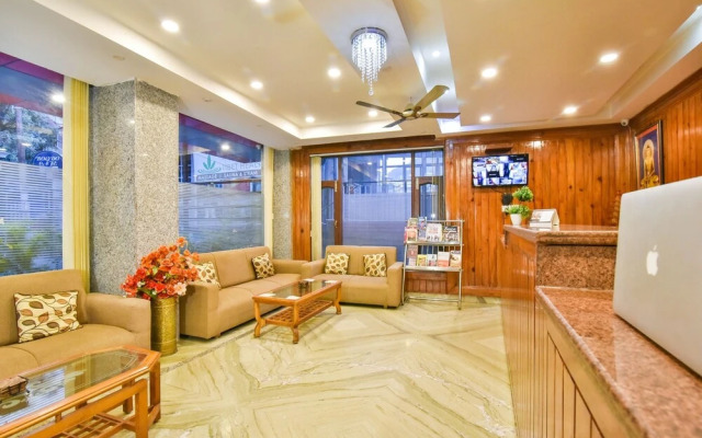 The Posh Hotel near Mall Road with Hassle Free Covered Parking