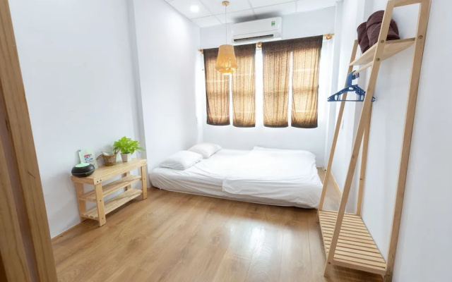Hostie Saigon Wanderlust Home