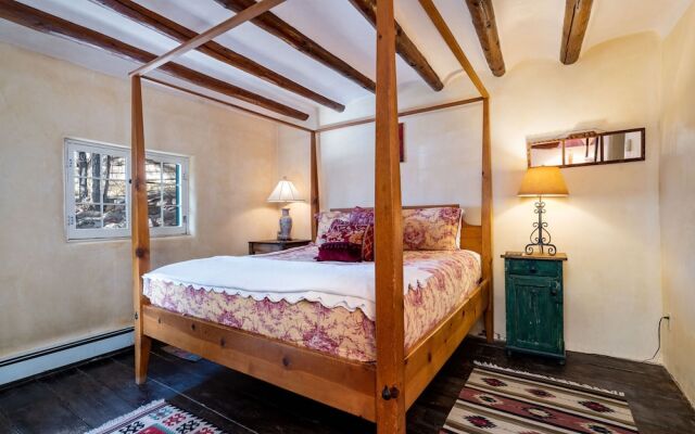 El Nido Lane Tesuque by Vtrips