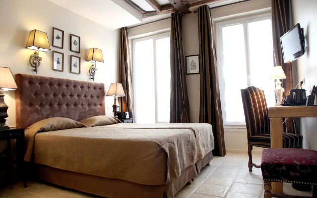 Hotel Saint-Louis en L'Isle - Notre-Dame