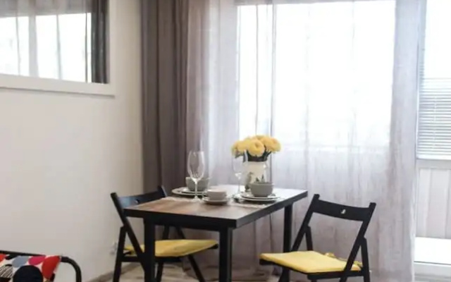 Sunny City Center Apartment