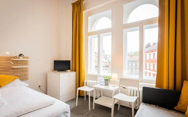Hotel Ostaš