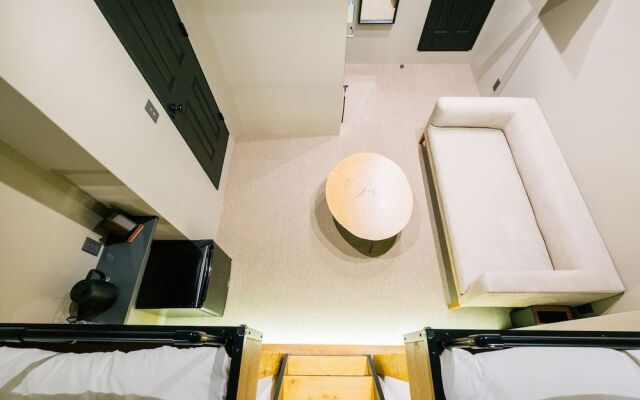 mizuka Imaizumi 5 - unmanned hotel