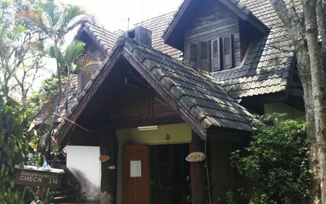 Mae Khum Villa
