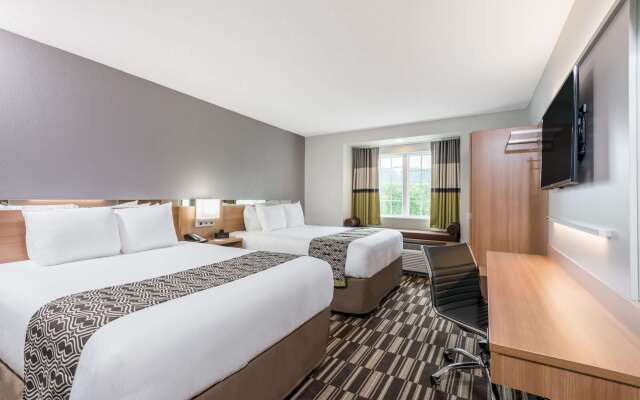 Microtel Inn & Suites By Wyndham New Martinsville