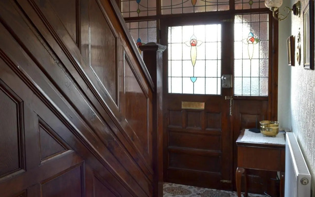 Marstan House