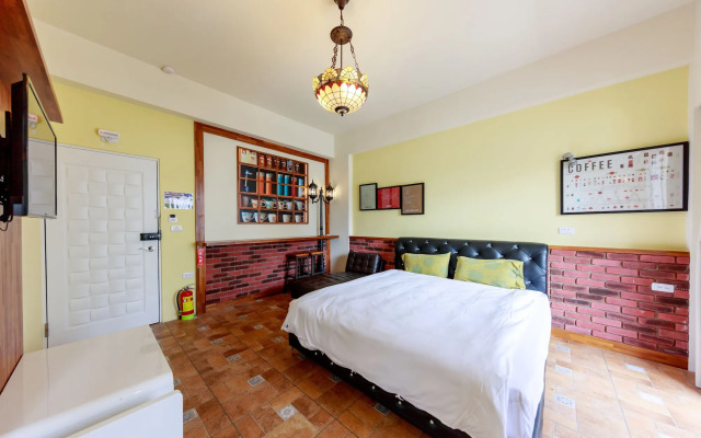 Oia Cafe B&B