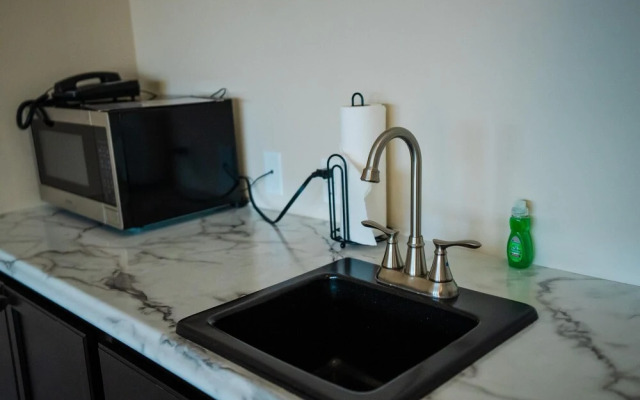 1 Bedroom Lake View Villa - Unit 606