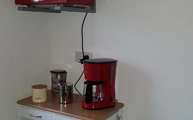 Ferienwohnung Dresden-Neustadt mit Parkplatz im Hof , Balkon ab April 2023