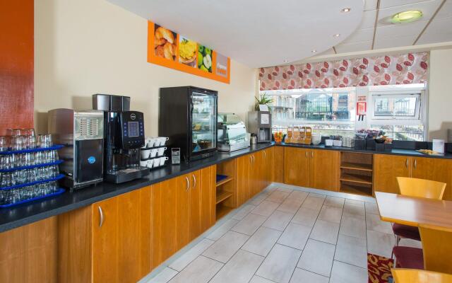 Holiday Inn Express Cardiff Bay by IHG