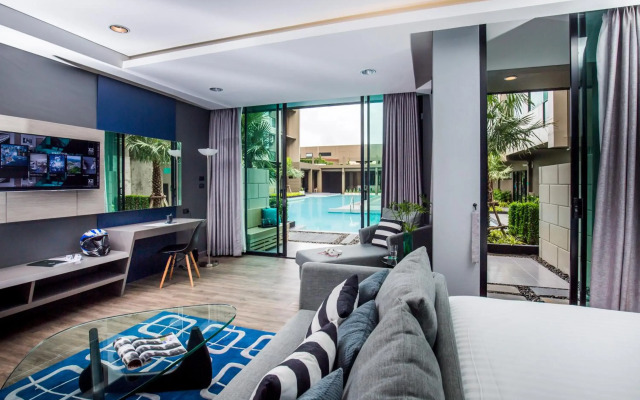 The Crystal Hotel Buriram