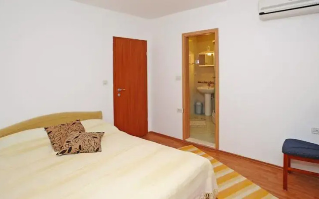 Ana Apartments