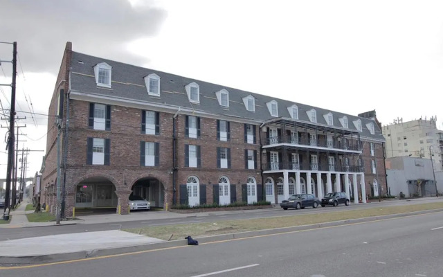 Midtown Hotel - Downtown New Orleans