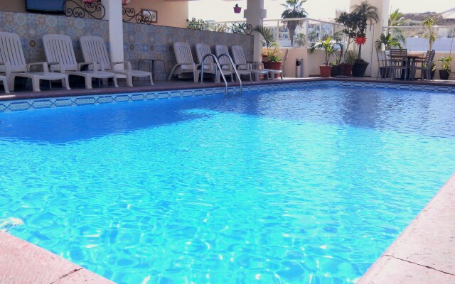 Hotel & Suites Las Palmas