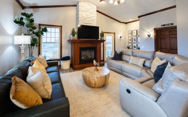 Hillside Villa Ohio