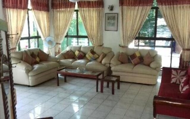 Thilanka Beach Resort