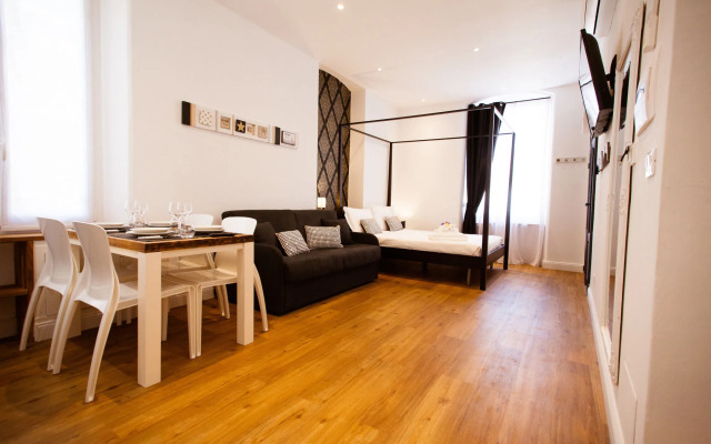 Atmosfere Guest House II