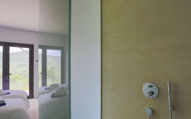 Modern Holiday Home in Sant Andreu de Llavaneres with Swimming Pool