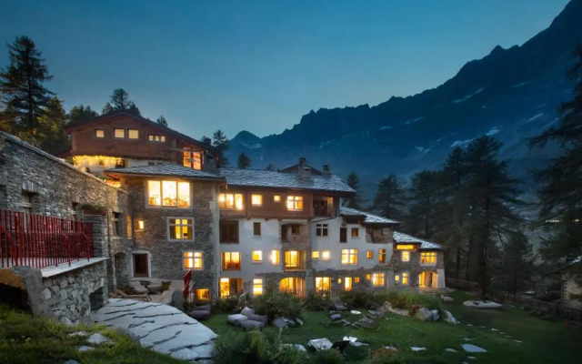 Saint Hubertus Resort