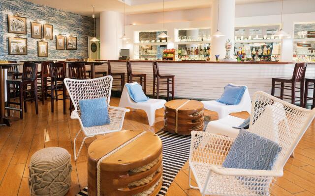 Marina Suites