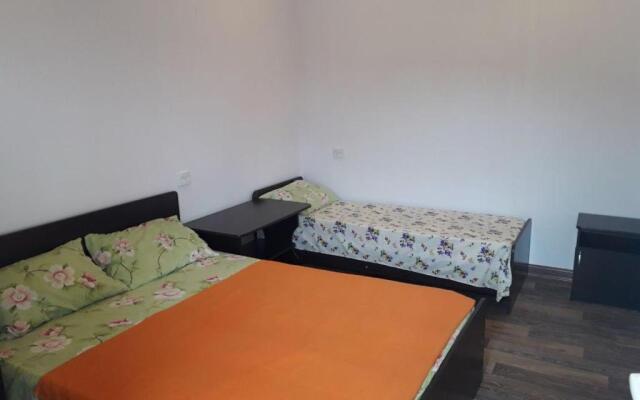 Guest house on Gagarina 10