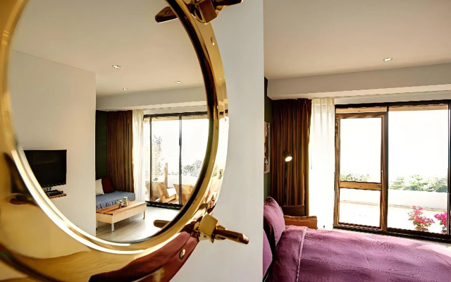 Relaxury Beach House