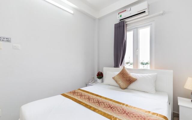 White Diamond PN Hotel