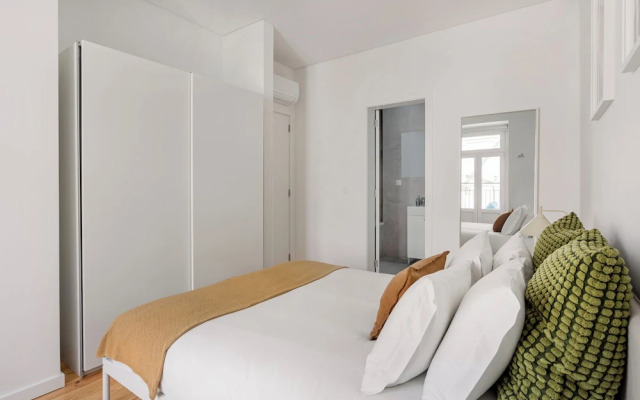 AB10 Modern Lisbon