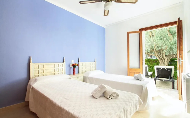 Apartment - 3 Bedrooms with WiFi and Sea views - 108768