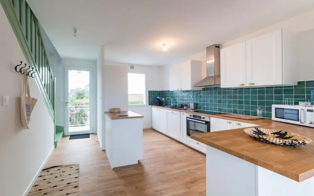 Holiday Home in Landeda Near Sandy Beaches