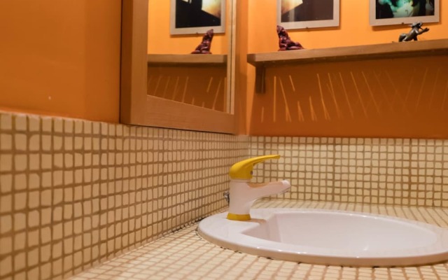 Charming Bright Apartment at Montparnasse