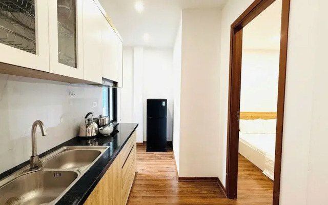 Era Apartment Thinh Hao