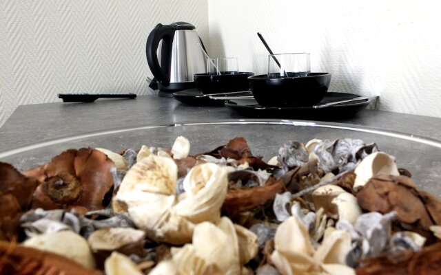 Samsonov Hotel Ligovskiy 48