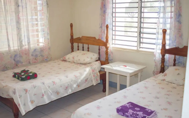 Golden Sands Guest House