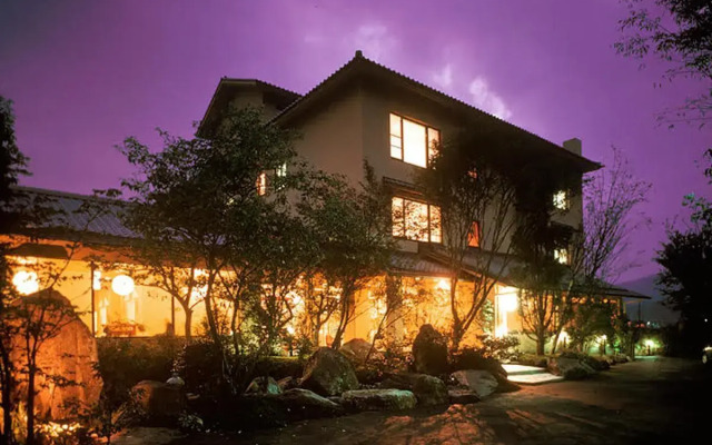 Yufuin Onsen Ryokan Mebaeso