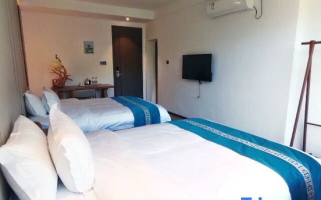 Turtle Bay Rezen Seasons Hotel